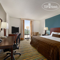 Ramada Plaza Minneapolis