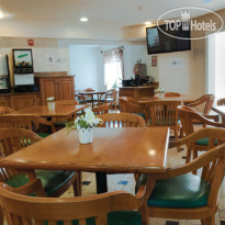 La Quinta Inn & Suites Brooklyn Park