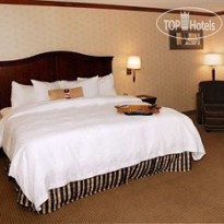 Hampton Inn & Suites Manchester-Bedford