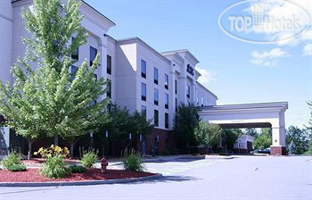 Hotelier's photos Hampton Inn & Suites Manchester-Bedford 2*