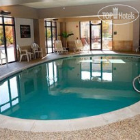 Hampton Inn & Suites Manchester-Bedford