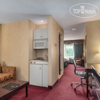 Best Western Plus The Inn At Hampton
