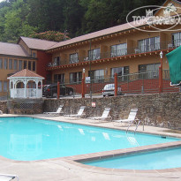 River Terrace Resort & Convention Center 