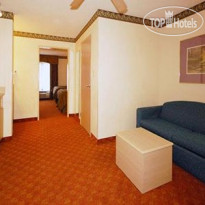 Comfort Suites I-240 East-Airport 