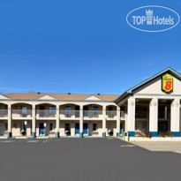 Super 8 Nashville West