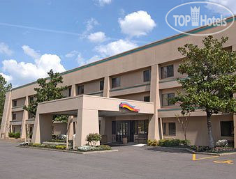 Hotelier's photos Clarion Hotel Memphis 3*