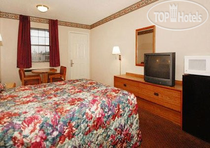 New photos from tourists Econo Lodge Brownsville 1*