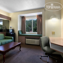 Microtel Inn & Suites by Wyndham Gatlinburg 