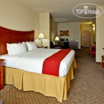 Holiday Inn Express Hotel & Suites Morristown