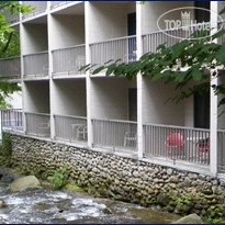 Sidney James Mountain Lodge