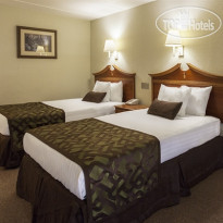 Four Seasons Motor Lodge 