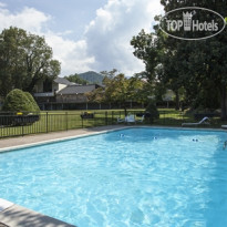 Four Seasons Motor Lodge 