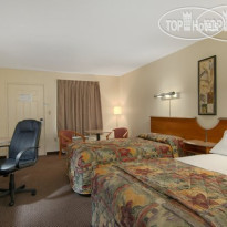 Red Roof Inn Clarksville 