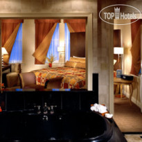 Hu. Hotel