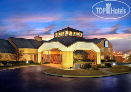 Hotelier's photos Comfort Inn & Suites West Knoxville 3*