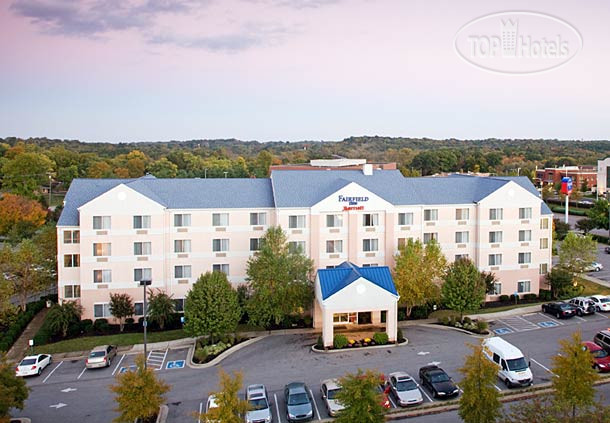 Hotel photo Fairfield Inn & Suites by Marriott Nashville Airport 3*