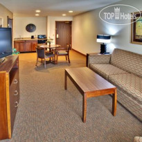 Holiday Inn Express Hotel & Suites Dubuque-West 
