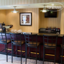 Cobblestone Inn & Suites - Vinton Бар