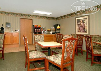 New photos from tourists Comfort Inn Dyersville 2*