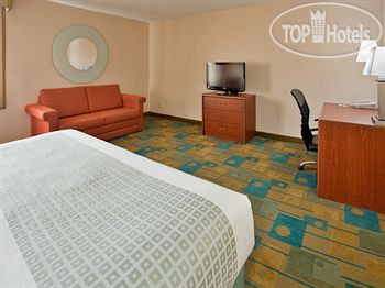 Новые добавленные фото туристов La Quinta Inn Des Moines West Clive 3*