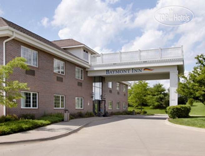 Hotelier's photos Baymont Inn and Suites Des Moines Airport 3*
