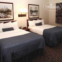 Baymont Inn and Suites Des Moines Airport