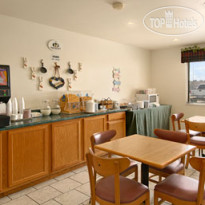 Super 8 Independence 