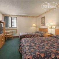 Super 8 Wichita/West/Airport 