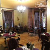 Lyons' Twin Mansions B&B and Spa 