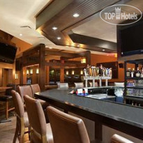 DoubleTree by Hilton Hotel Hartford - Bradley Airport 