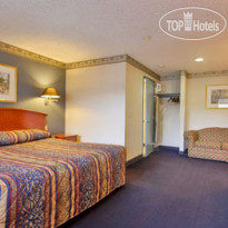 Super 8 Milford/New Haven 