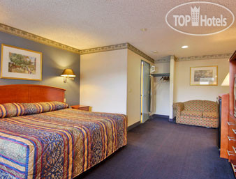 New photos from tourists Super 8 Milford New Haven 2*