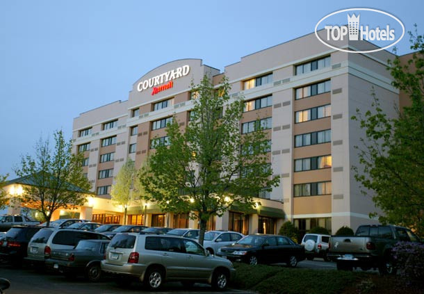 Hotelier's photos Courtyard Shelton 3*