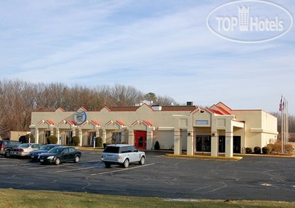 Hotel photo Quality Inn Windsor Locks 3*