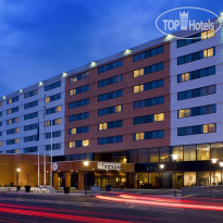 Sheraton Hartford Hotel at Bradley Airport 
