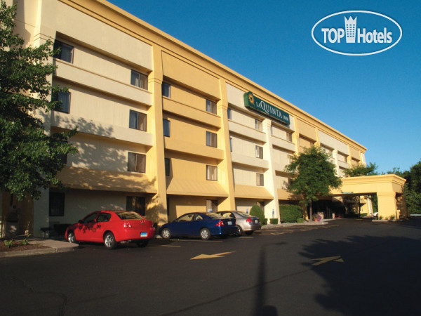 Hotel photo La Quinta Inn Hartford Bradley Airport 2*