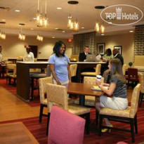 Hampton Inn St. Louis-Downtown (At the Gateway Arch)