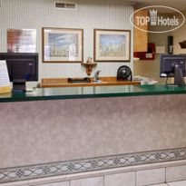 Super 8 Columbia Clark Lane Рецепция