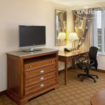 DoubleTree by Hilton Hotel Jefferson City