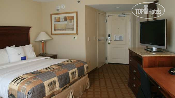 New photos from tourists DoubleTree by Hilton Hotel Jefferson City 3*
