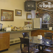 Travelodge Airport Platte City 