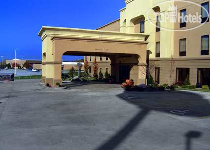 Hotel photo Hampton Inn Kansas City-Near Worlds of Fun 2*
