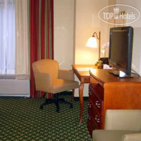 Hampton Inn Kansas City-Near Worlds of Fun
