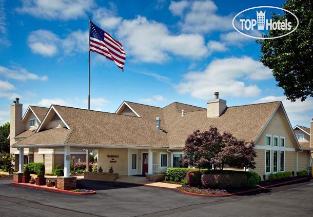 Hotelier's photos Residence Inn St. Louis Westport Plaza 3*