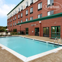 Wingate by Wyndham St. Charles MO  