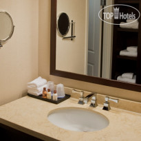 Sheraton Westport Lakeside Chalet