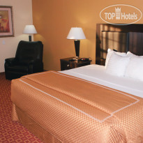 La Quinta Inn & Suites Blue Springs 