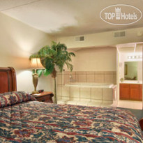 Ramada Henderson Evansville 