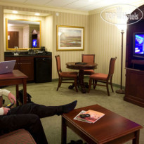 Galt House Hotel & Suites 