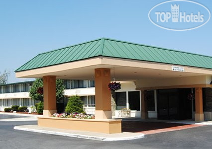 Hotelier's photos Comfort Inn Somerset 2*